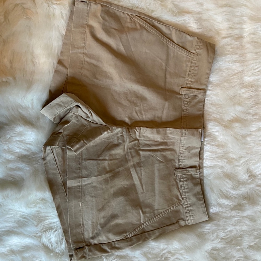 GAP city shorts